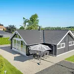 3 Bedroom Cozy In Børkop